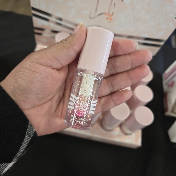 Lips Bundle 💋💄 - Picture 3 of 3